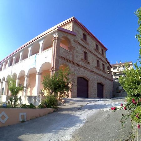 B&B Castello Michelina San Nicola dellʼAlto Eksteriør billede