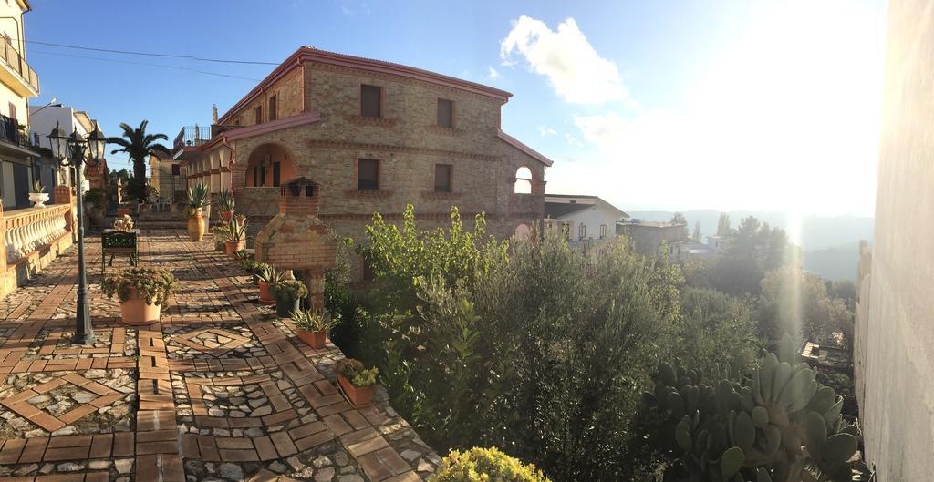 B&B Castello Michelina San Nicola dellʼAlto Eksteriør billede