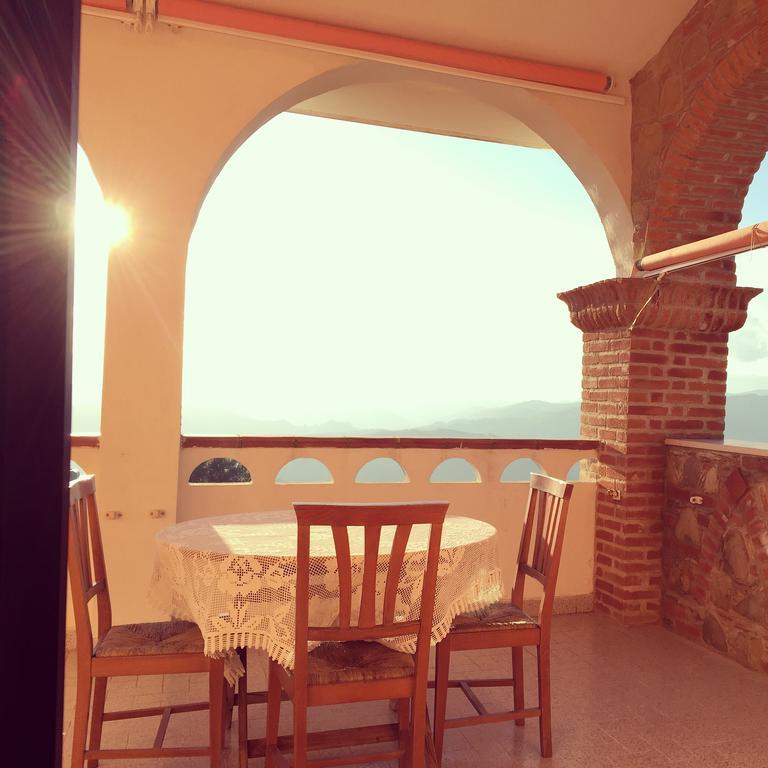 B&B Castello Michelina San Nicola dellʼAlto Eksteriør billede