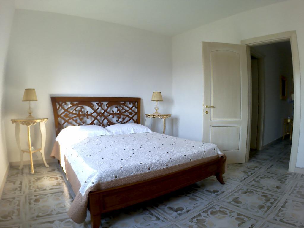 B&B Castello Michelina San Nicola dellʼAlto Eksteriør billede