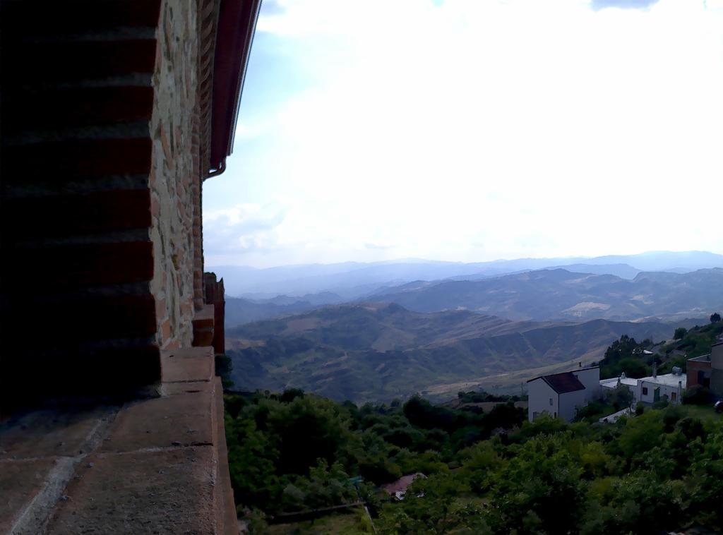 B&B Castello Michelina San Nicola dellʼAlto Eksteriør billede