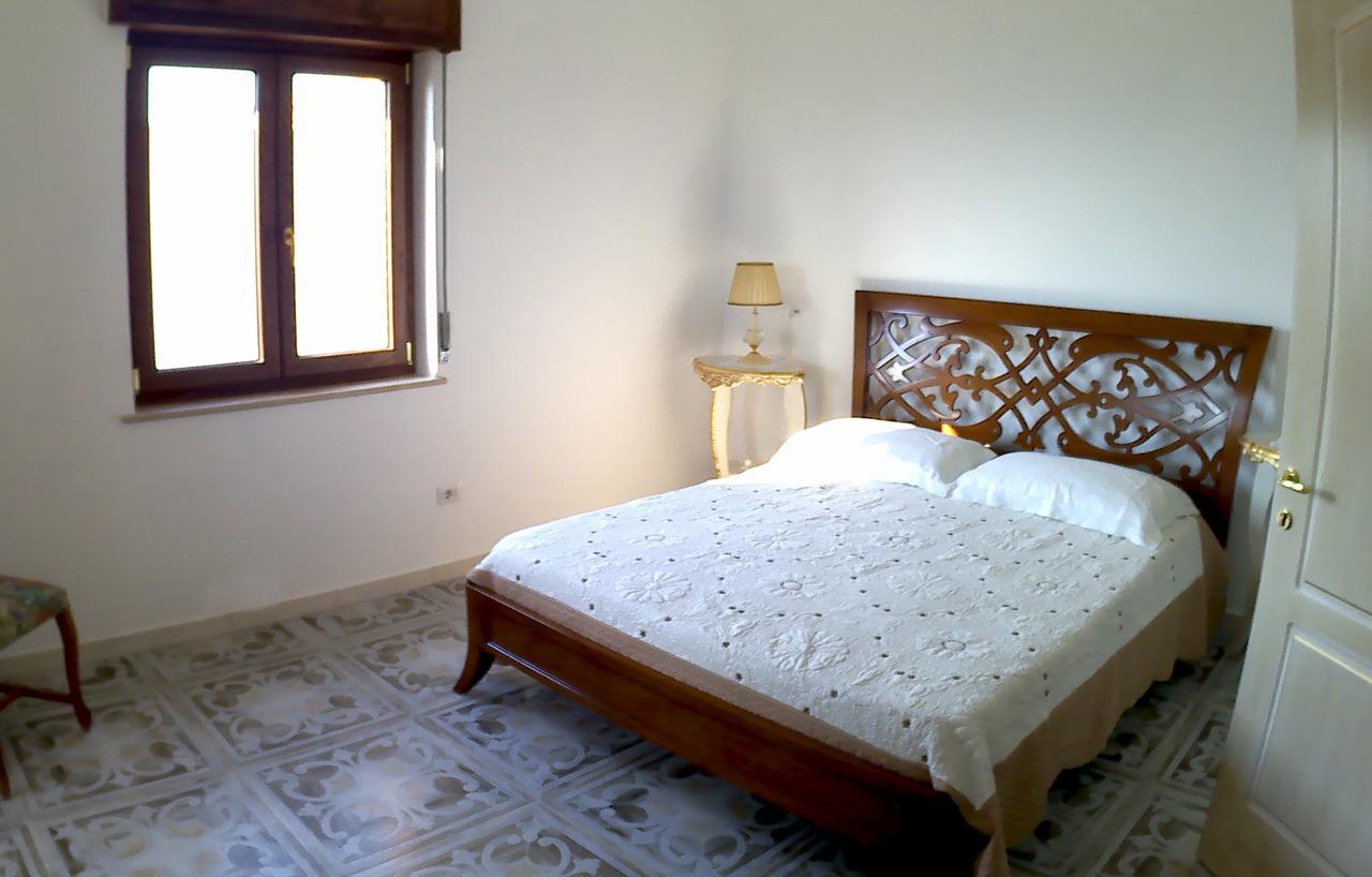B&B Castello Michelina San Nicola dellʼAlto Eksteriør billede